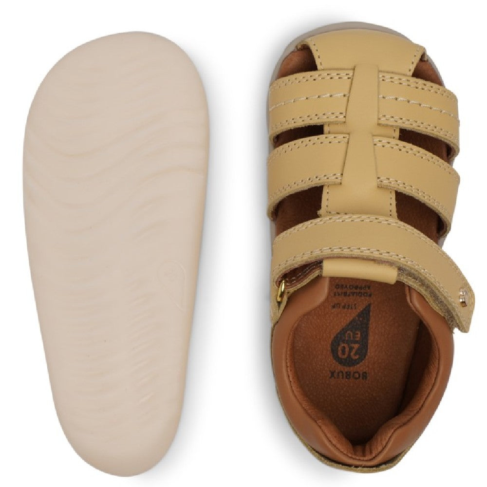 Step up - Closed-toe Sandals