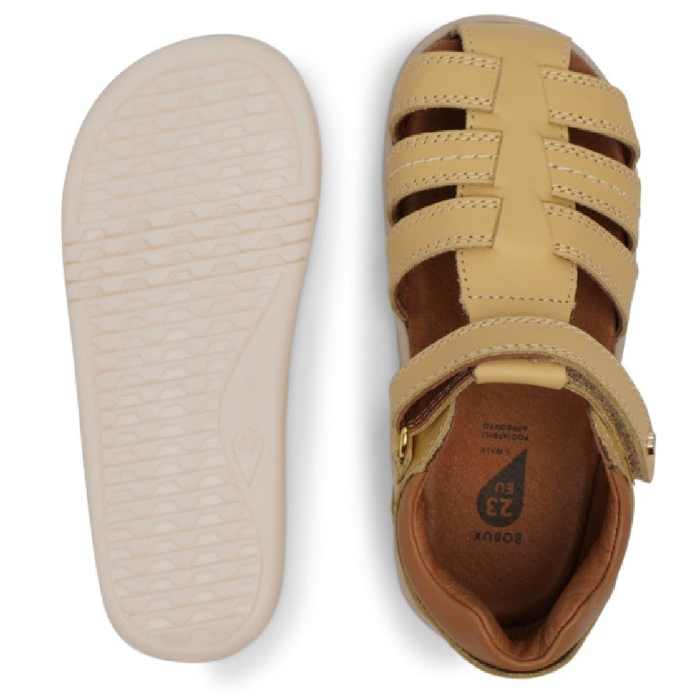 iwalk - Closed-toe Sandals